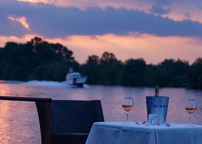 בית הארחה Delta Miraj 3*